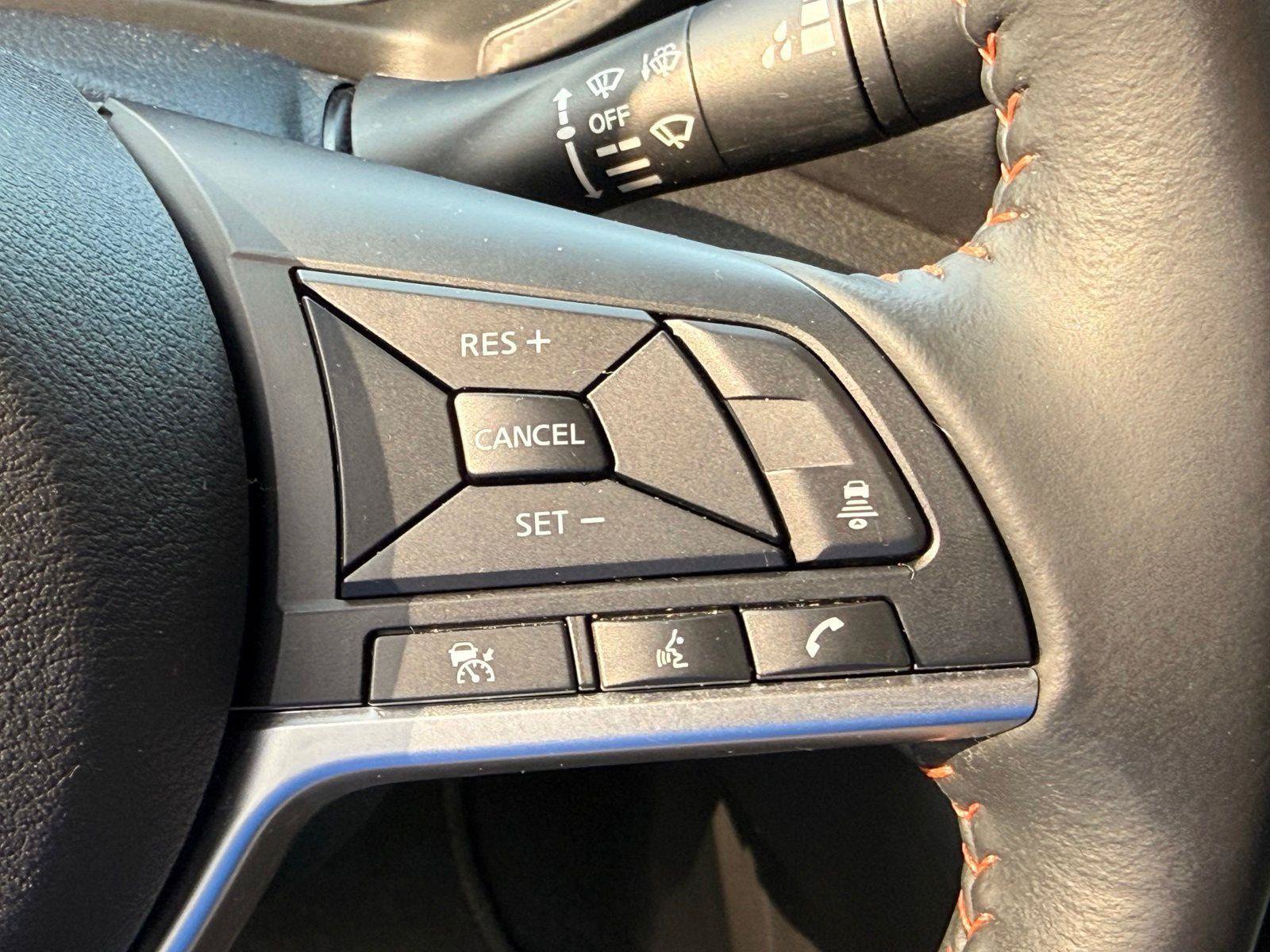 Used 2023 Nissan Sentra SR FWD image 37