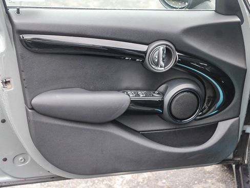 Used 2019 MINI Cooper S w/ Signature Upholstery Package image 19