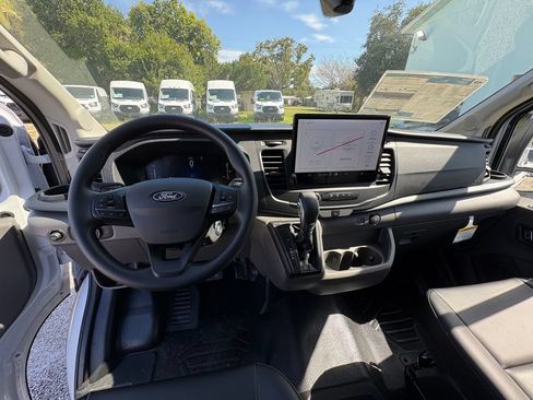New 2026 Ford Transit 250 148 Medium Roof RWD image 7