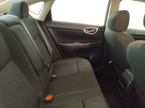 Used 2019 Nissan Sentra SV FWD image 19