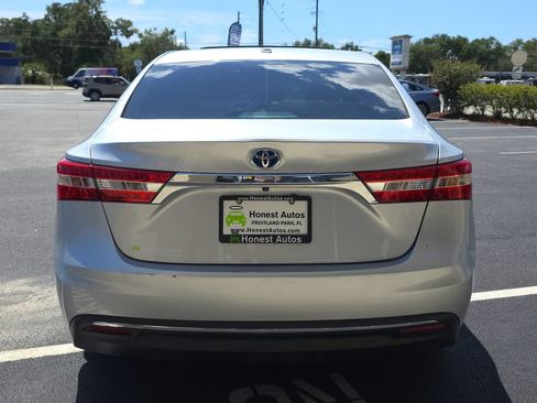 Used 2014 Toyota Avalon XLE Touring FWD image 6