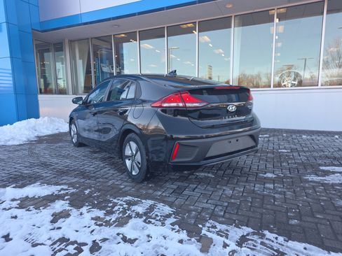 Used 2019 Hyundai Ioniq Blue image 3