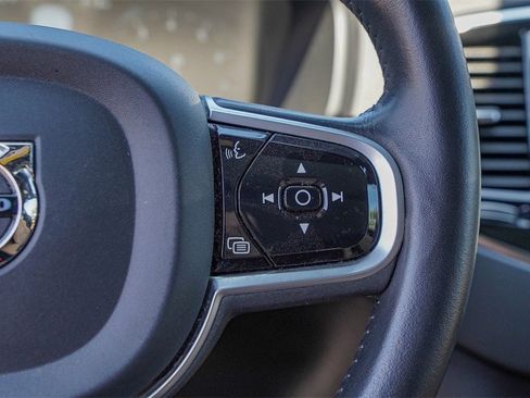 Used 2022 Volvo XC90 T6 Inscription image 14