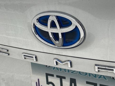 Used 2021 Toyota Camry XSE w/ Cold Weather Package image 3