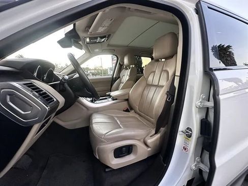 Used 2017 Land Rover Range Rover Sport SE AWD/4WD image 18