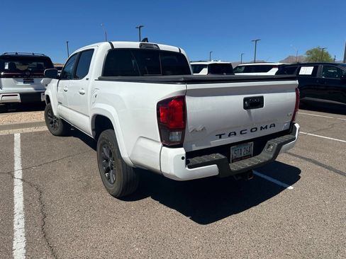 Used 2023 Toyota Tacoma SR5 AWD/4WD image 4