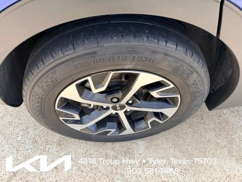 Certified 2024 Kia Sportage EX FWD image 12