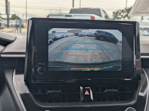 Used 2024 Toyota Corolla LE FWD image 7
