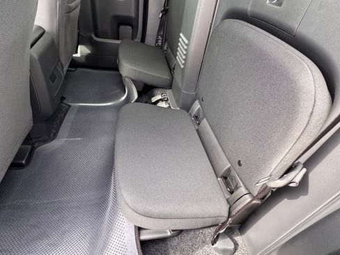 New 2026 Nissan Frontier S image 12