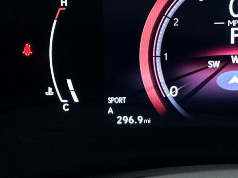 Used 2024 Lexus NX 350h AWD w/ Vision Package image 12
