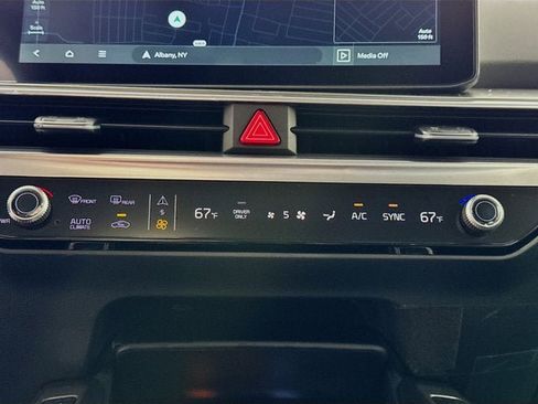 New 2026 Kia Sorento EX AWD/4WD image 17