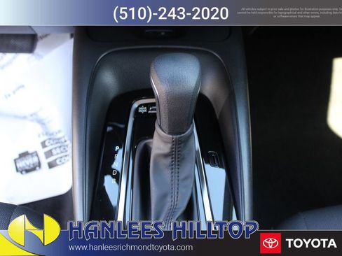 Used 2024 Toyota Corolla SE w/ SE Premium Package image 19