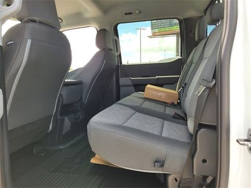 New 2025 Ford F450 XL w/ XL Chrome Package image 30