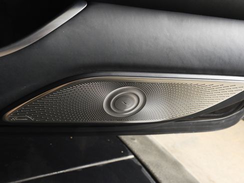 Used 2021 Mercedes-Benz Maybach S 580 4MATIC image 33