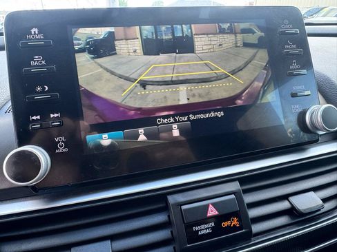 Used 2018 Honda Accord Sport image 29