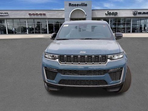New 2026 Jeep Grand Cherokee Limited AWD/4WD image 8