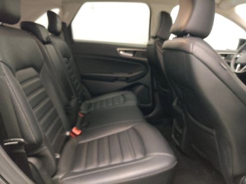 Used 2024 Ford Edge SEL image 19