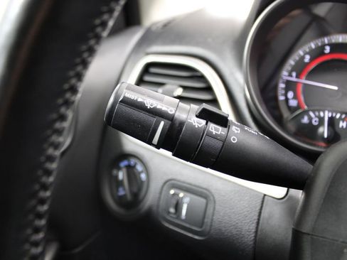 Used 2020 Dodge Journey Crossroad image 32