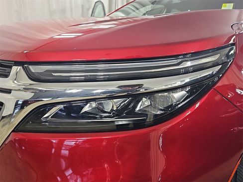 Certified 2023 Chevrolet Equinox Premier w/ LPO, Floor Liner Package image 36