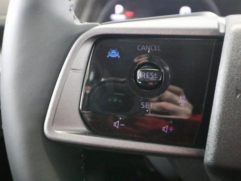 New 2025 Nissan Murano SL image 8