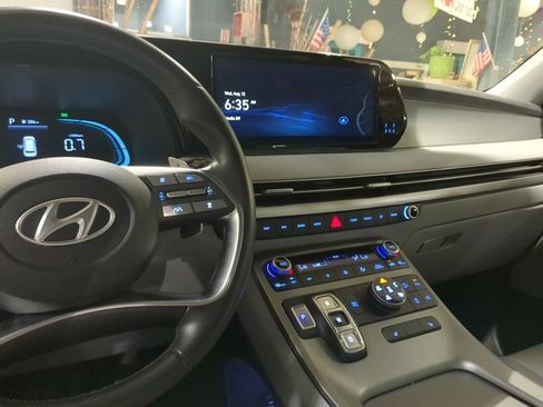 Used 2025 Hyundai Palisade SEL AWD/4WD image 4