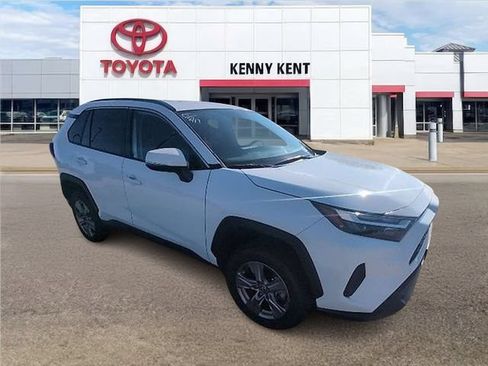 Certified 2025 Toyota RAV4 XLE FWD image 1