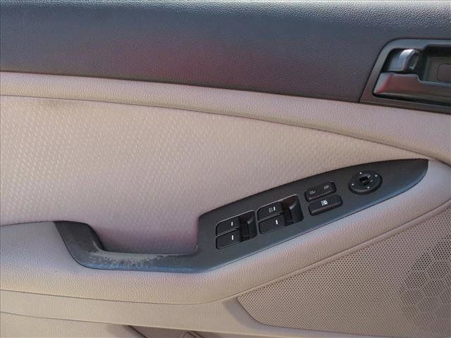 Used 2013 Kia Optima LX FWD image 11