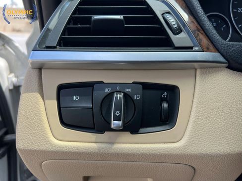 Used 2014 BMW 328i xDrive Sedan AWD/4WD image 36