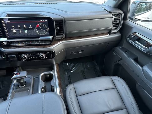 Used 2025 GMC Sierra 1500 Elevation w/ Elevation Premium Package image 19