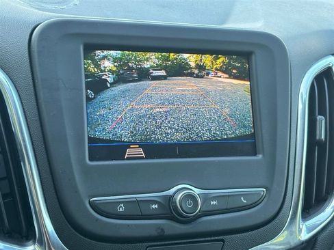 Used 2020 Chevrolet Equinox LT FWD image 7