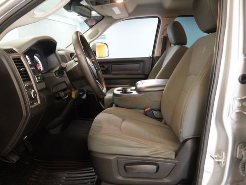 Used 2014 RAM 1500 Express image 5