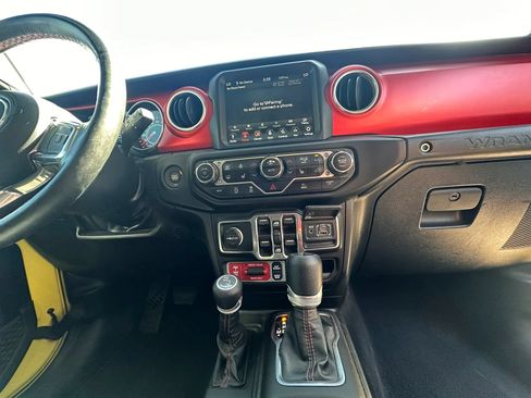 Used 2022 Jeep Wrangler Unlimited Rubicon w/ LED Lighting Group AWD/4WD image 20