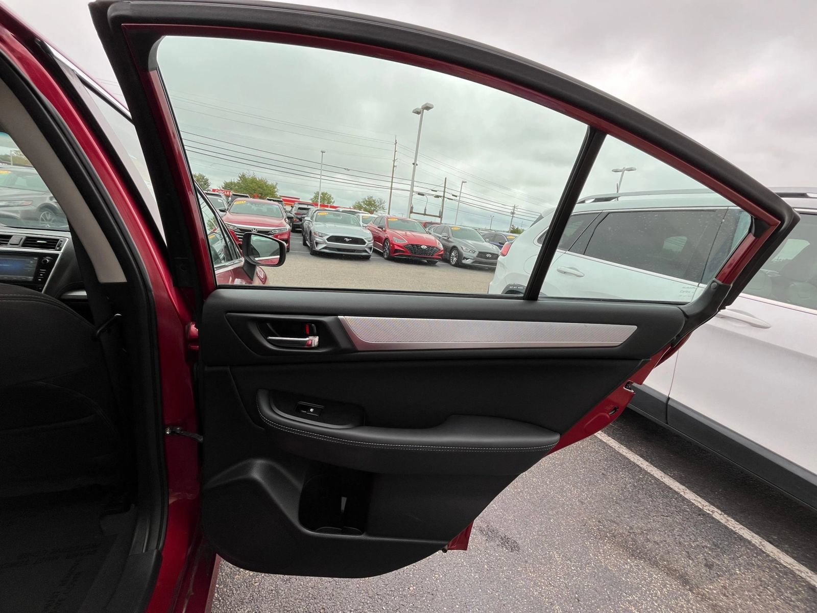 Used 2018 Subaru Legacy 2.5i Premium AWD/4WD image 41