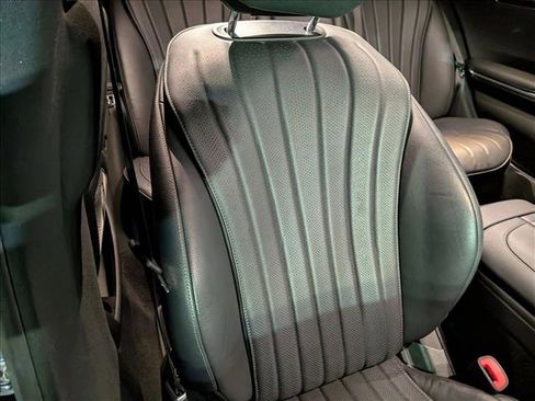 Used 2022 Mercedes-Benz S 500 S 500 image 19