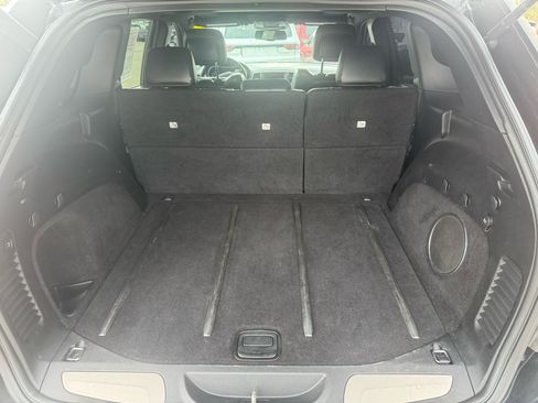Used 2014 Jeep Grand Cherokee Limited image 9