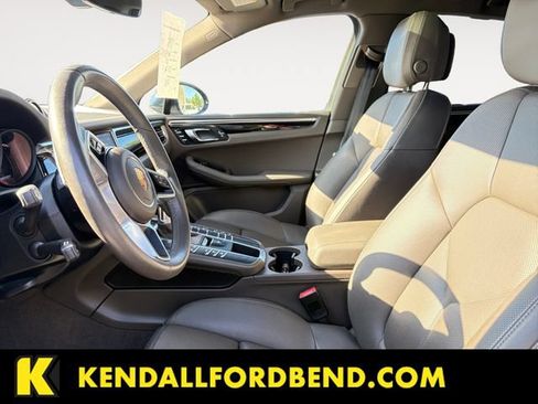 Used 2021 Porsche Macan S AWD/4WD image 11