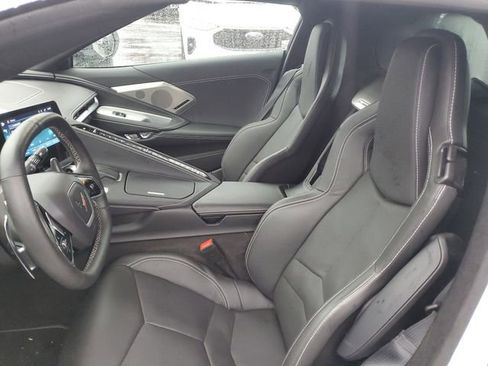 Used 2024 Chevrolet Corvette Stingray image 5