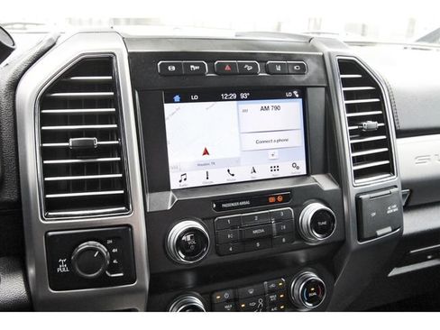Certified 2019 Ford F250 Platinum w/ Platinum Ultimate Package AWD/4WD image 23
