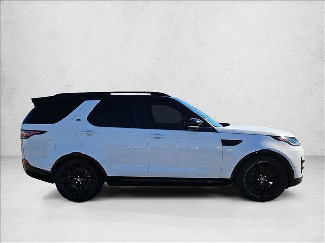 Used 2018 Land Rover Discovery HSE AWD/4WD image 4