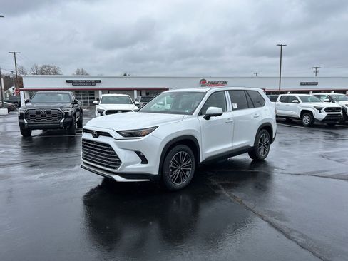 New 2026 Toyota Grand Highlander MAX Platinum image 1