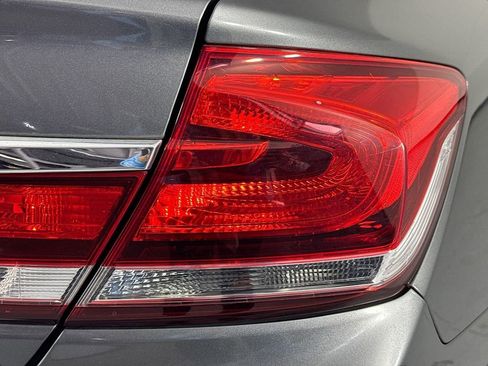 Used 2013 Honda Civic EX-L image 32