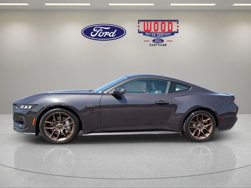 Used 2024 Ford Mustang GT Premium RWD image 6