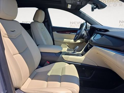 Used 2019 Cadillac XT5 Premium Luxury FWD image 15