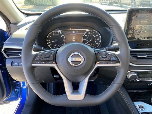 Certified 2025 Nissan Altima 2.5 SL image 13