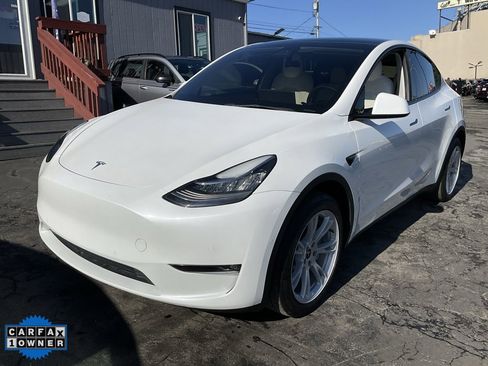 Used 2021 Tesla Model Y Long Range image 80