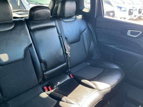 Used 2023 Jeep Compass Trailhawk image 36