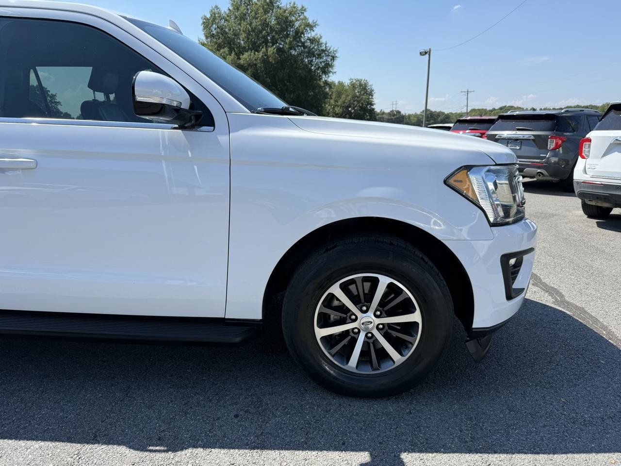 Used 2020 Ford Expedition XLT w/ Equipment Group 201A RWD image 43