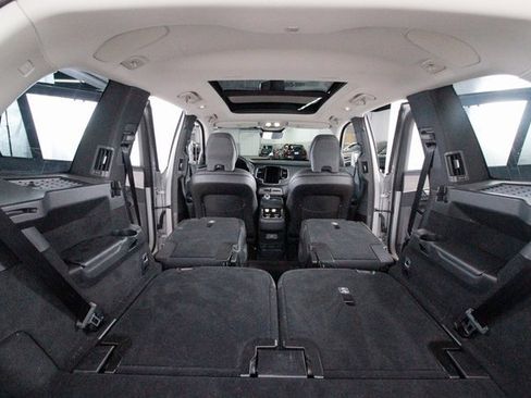 Certified 2023 Volvo XC90 B6 Ultimate image 36