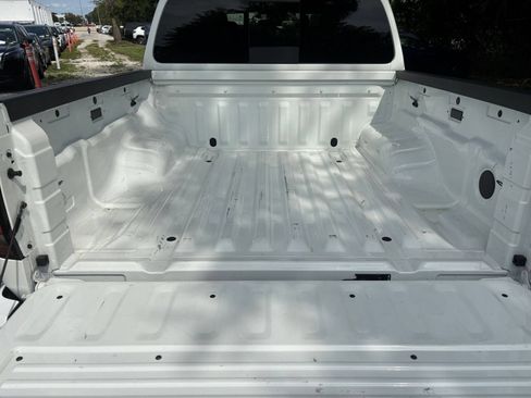 Used 2026 Nissan Frontier PRO-4X AWD/4WD image 32