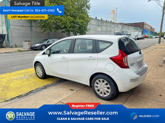 Used 2015 Nissan Versa Note SV FWD image 4